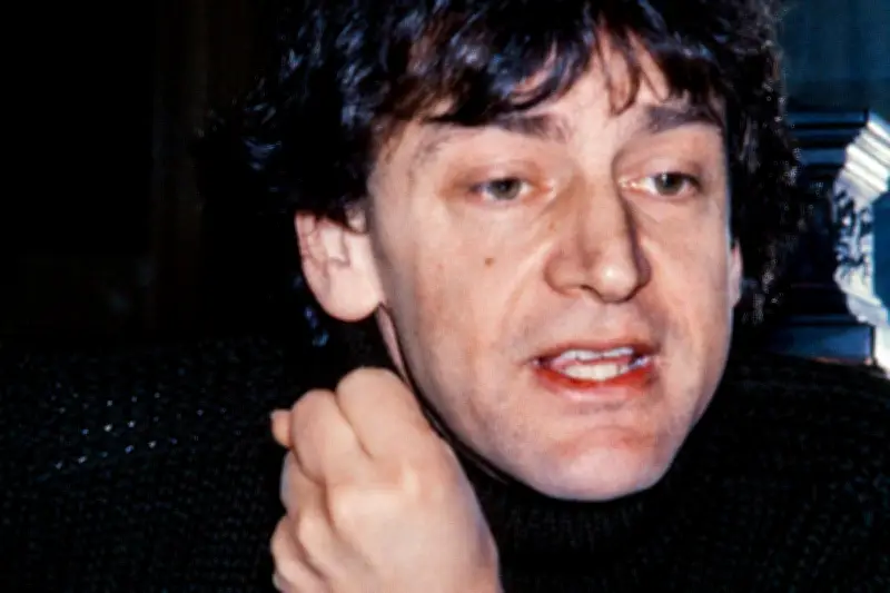 Alain Finkielkraut : sa jeunesse punk et ses mots-valises transgressifs