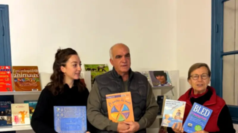 Alès : L'Esfaec et Voyages Culturels inaugurent une bibliothèque pour l'apprentissage du français