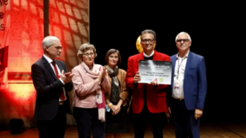 Alès : un professeur primé pour son projet laïque et ses élèves à l'Assemblée nationale