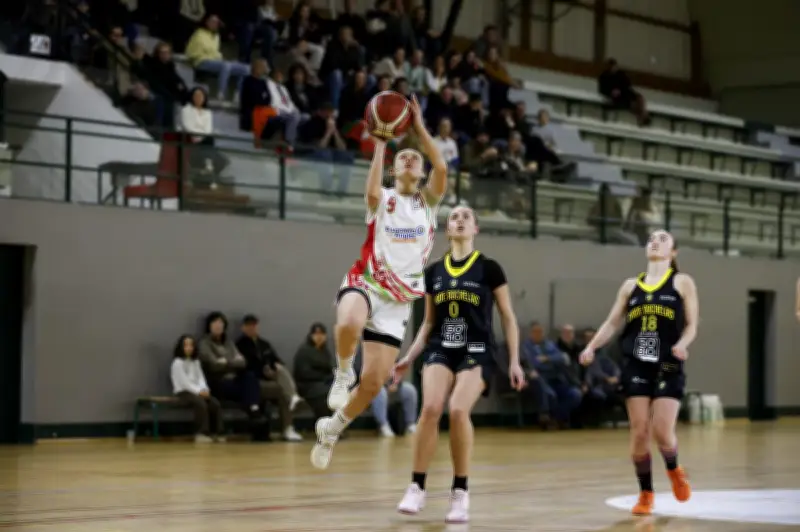 Anglet s'impose face à La Rochelle et fait un grand pas vers le maintien