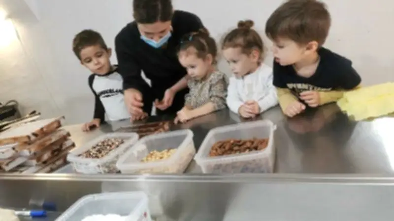 Aniane mobilise ses artisans pour l'éveil alimentaire des tout-petits