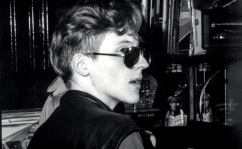 Anne Garréta, de la piste de danse à la littérature : un portrait nocturne