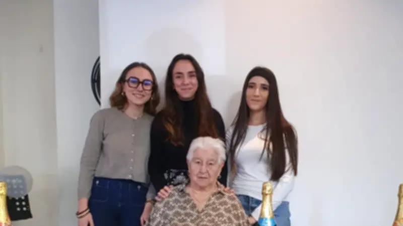 Annira Trippochio fête ses 100 ans à l'hôpital de Florac entourée de sa famille