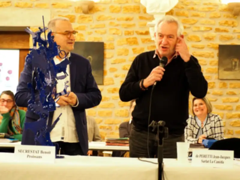 Annulation du PLUI en Dordogne : tensions et explications lors d'une séance houleuse