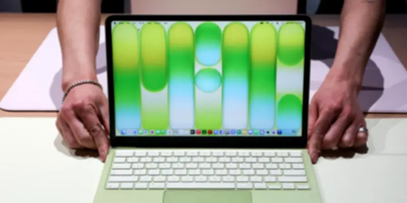 Apple lance le MacBook Neo à 700 euros, un ordinateur portable abordable pour concurrencer les PC Windows