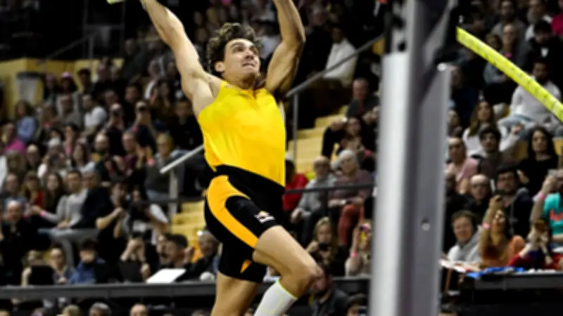 Armand Duplantis franchit 6,31 mètres : son 15e record du monde historique