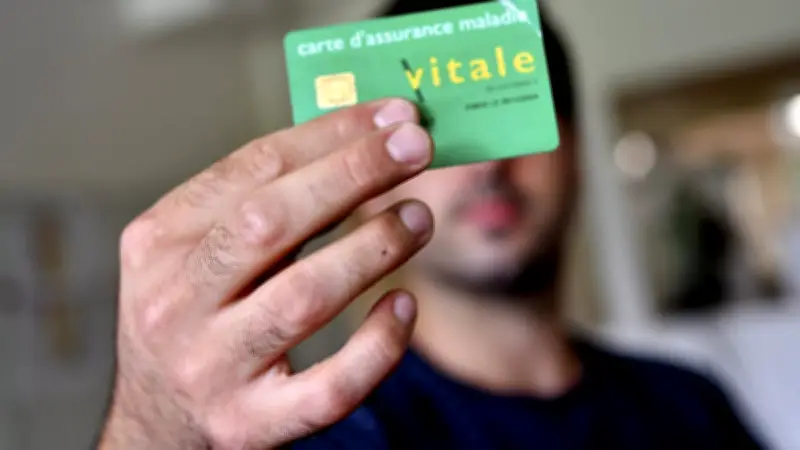 Arnaque à la carte Vitale : attention aux faux e-mails urgents de remplacement