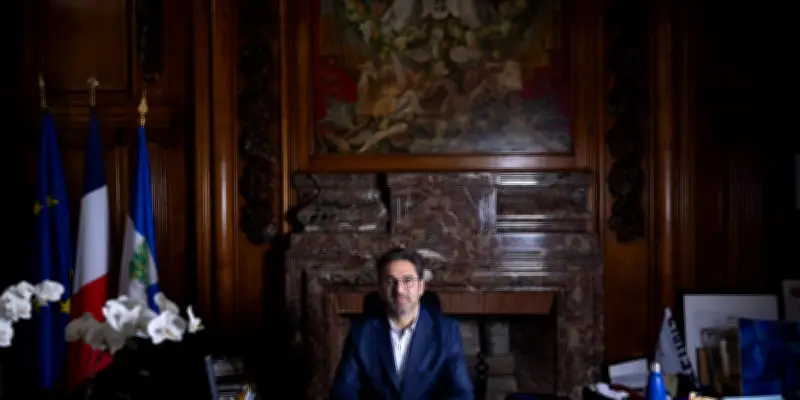 Arnaud Robinet, maire de Reims, face aux critiques après la démolition du pont Charles-de-Gaulle