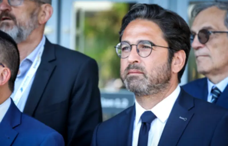 Arnaud Robinet réélu maire de Reims malgré l'alliance RN-dissident LR