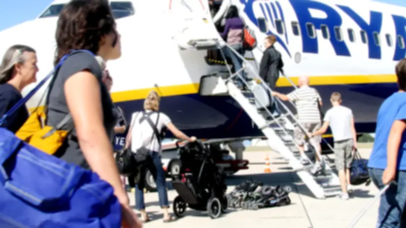 Aéroports d'Occitanie : stratégies foncières et diversification face à la hausse des taxes