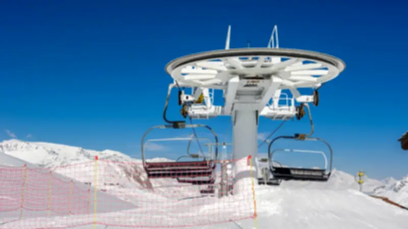 Arrêt cardiaque sur un télésiège à Avoriaz : sauvé par deux infirmiers présents