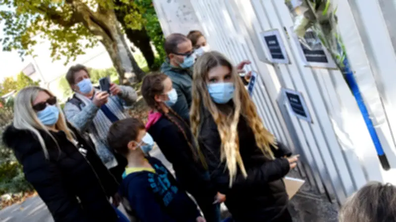 Assassinat de Samuel Paty : Thierry Duclerc prône le développement de l'esprit critique des élèves