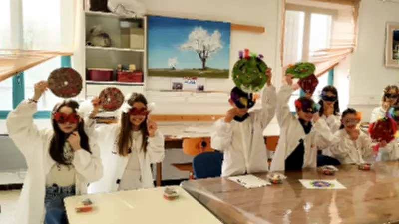 Ateliers de masques de Carnaval à Nages-et-Solorgues : une journée créative pour les enfants