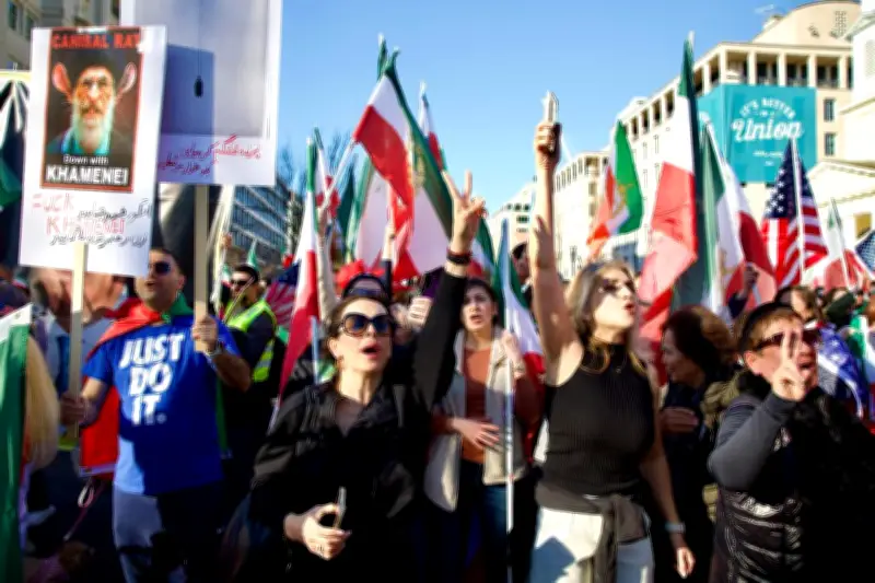 Attaque contre l'Iran : devant la Maison Blanche, deux salles, deux ambiances