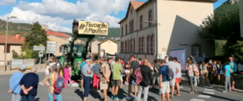 Aveyron : colère des parents face à la suppression d'un poste à l'école Marie-Rouanet