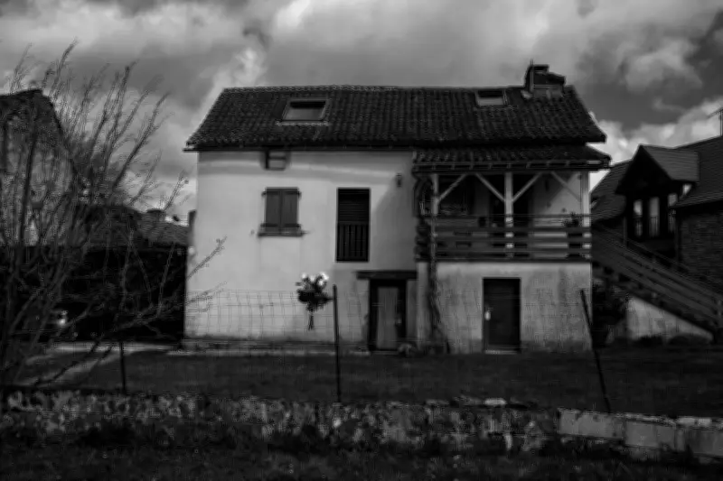 Aveyron : sidération après un possible double féminicide, l'absence de téléphone pointée