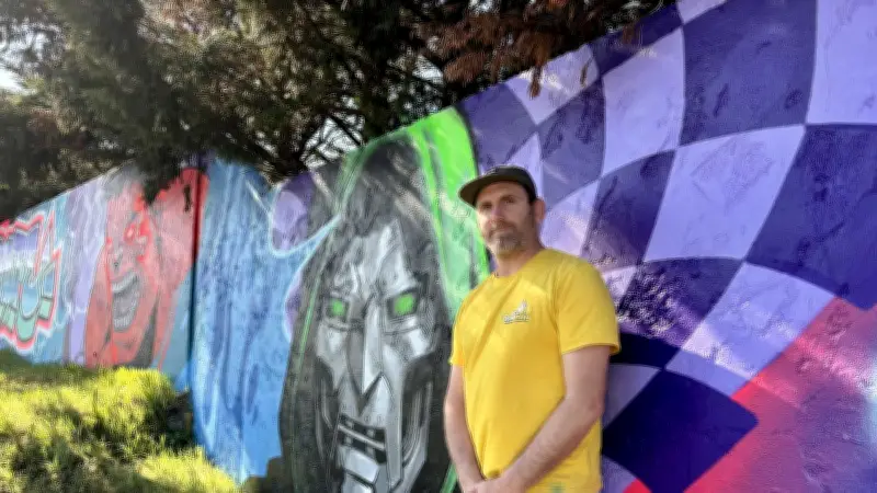 Bagnols-sur-Cèze accueille une fresque Marvel signée par le street-artiste Benoît Pyrate