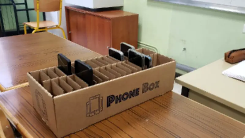 Bagnols-sur-Cèze : la bataille contre les portables en classe divise collèges et lycées