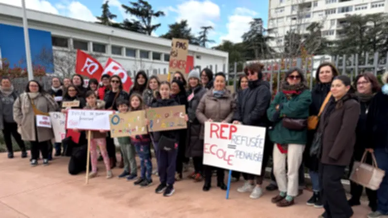 Bagnols-sur-Cèze : l'école Jules-Ferry en grève contre la dégradation des conditions d'enseignement