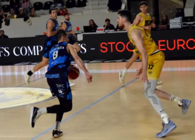 Basket-ball : Les JSA Bordeaux affrontent le TOAC Toulouse dans un choc capital pour la montée
