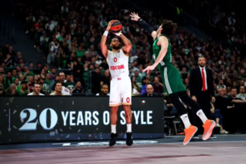 Basket Euroligue : Monaco s'incline face au Panathinaïkos malgré l'exploit d'Okobo