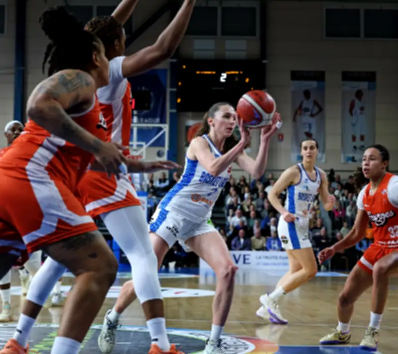 Basket Landes : la capitaine Camille Droguet blessée à la main, absente plusieurs semaines