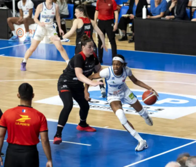 Basket Landes s'empare de la première place en Ligue féminine après une victoire éclatante