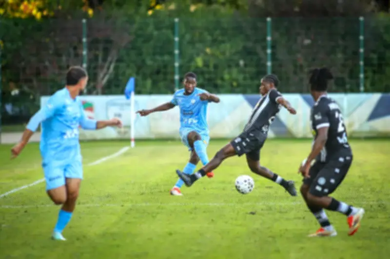 Bayonne s'incline cruellement à Lorient B après une expulsion précoce