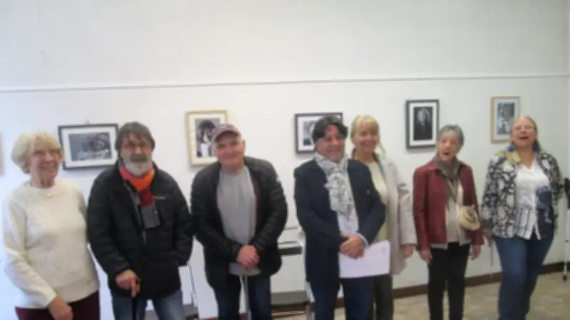 Bessèges célèbre les femmes par une exposition photographique émouvante