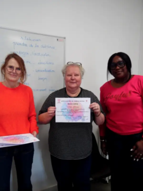 Bègles : des ateliers d'écriture pour les femmes touchées par le cancer