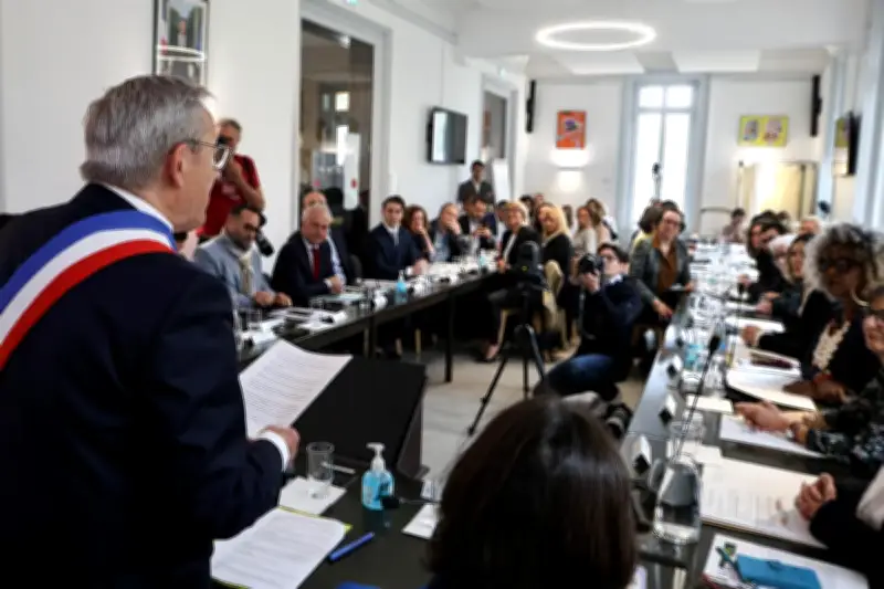 Bègles : un élu évoque son arrière-grand-père maire sous Vichy lors de l'installation du Conseil