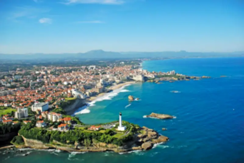 Biarritz, joyau du Pays basque : une balade historique au fil des archives