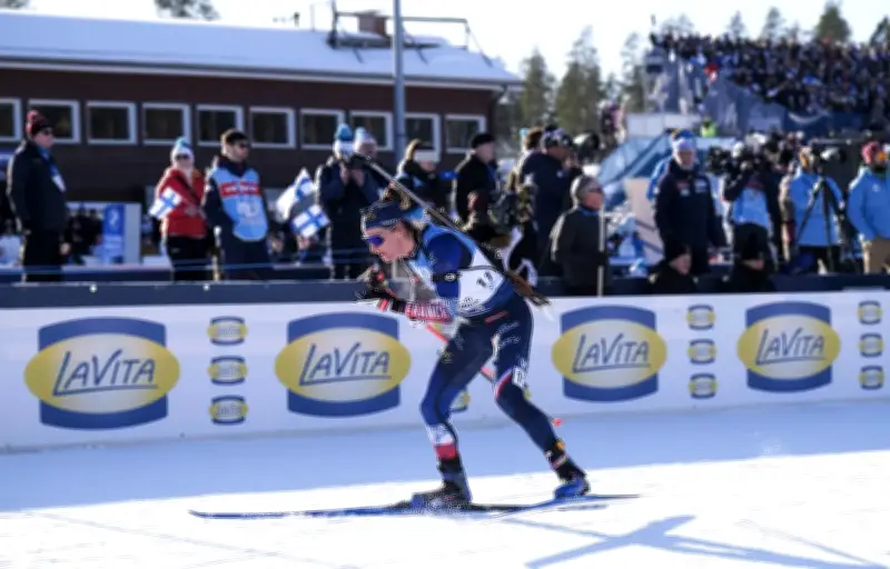 Biathlon : Simon et Jeanmonnot brillent en Estonie, le petit globe pour Lou