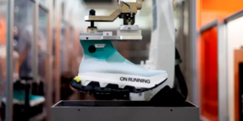 Block licencie 40% de ses effectifs pour l'IA, réveillant l'angoisse du chômage technologique