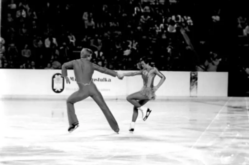 Bordeaux 1982 : la patinoire de Mériadeck accueille un gala exceptionnel des champions du monde