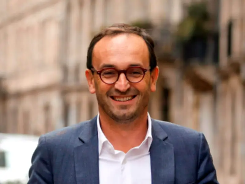 Bordeaux 2026 : Thomas Cazenave veut chasser l'écologiste Pierre Hurmic de la mairie