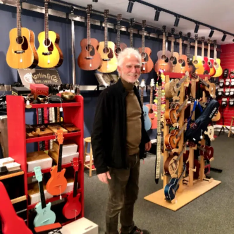 Bordeaux : après 35 ans, un pionnier de la musique ferme ses boutiques