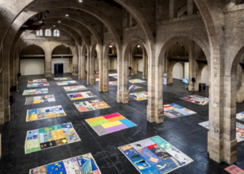 Bordeaux honore les victimes du sida avec un Patchwork des noms girondin