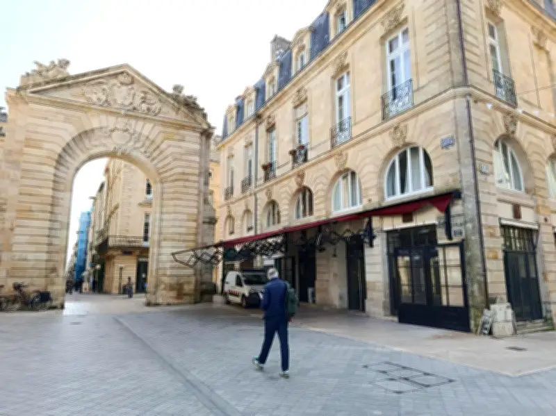 Bordeaux : Le Dijeaux ferme, remplacé par Breizh Café après des difficultés financières