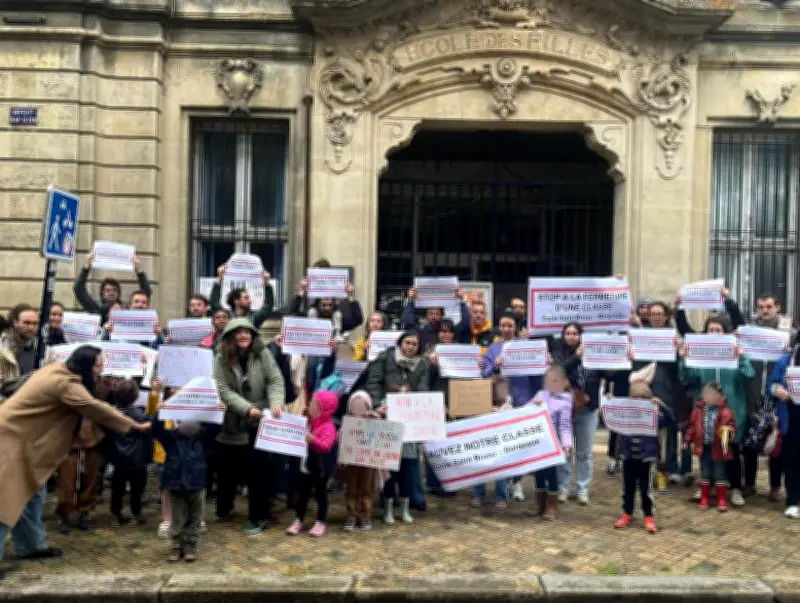 Bordeaux : Mobilisation des parents contre la fermeture d'une classe à l'école Saint-Bruno