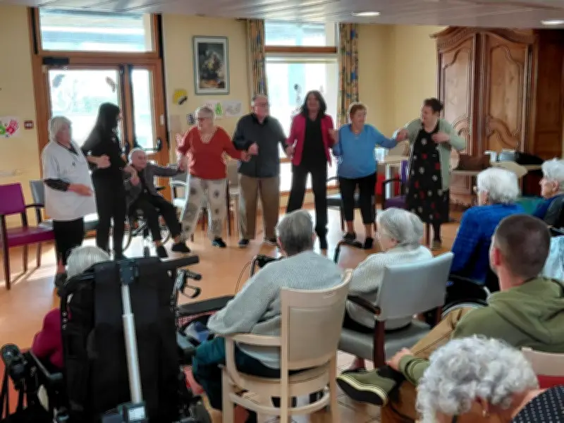 À Bourg-sur-Gironde, des résidents d'Ehpad jouent une pièce sur l'amour au grand âge