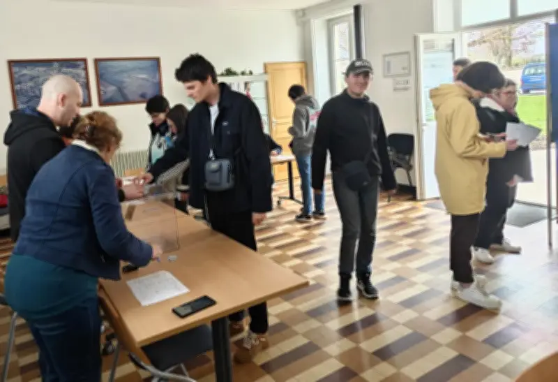 Breuil-Magné : un faux bureau de vote pour former les autistes aux élections