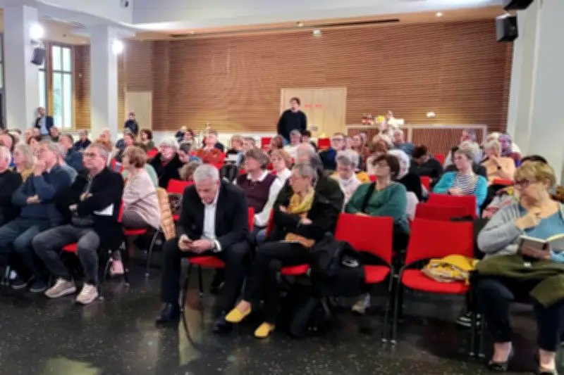 Brignoles : le groupe Charlemagne reprend la librairie Le Bateau blanc après un vote historique