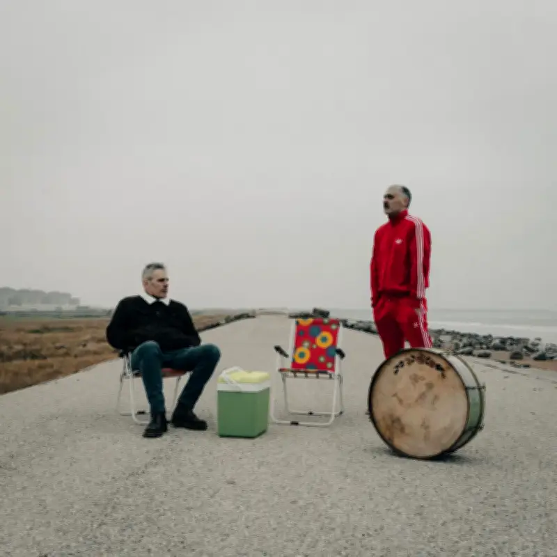 Bruit noir à L'Inconnue de Talence : un duo décalé pour chroniques désabusées