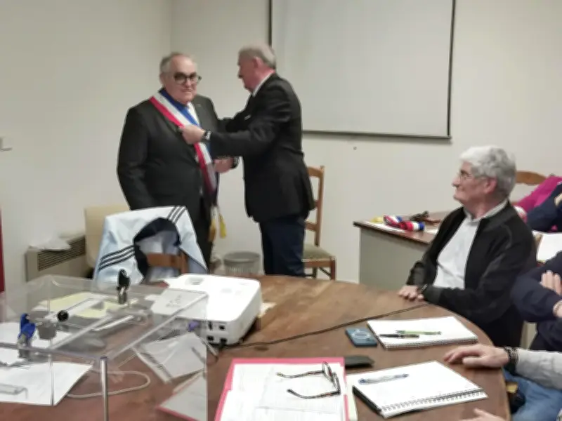 Bruno Lazzarini élu maire du Lédat, une installation marquée par l'émotion et la transparence