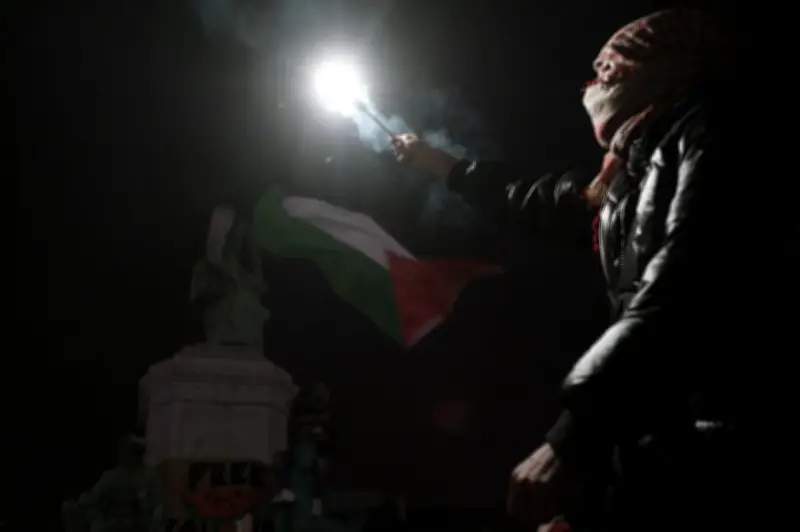 Bruxelles : un livre antimaçonnique distribué gratuitement dans les commerces d'une rue populaire