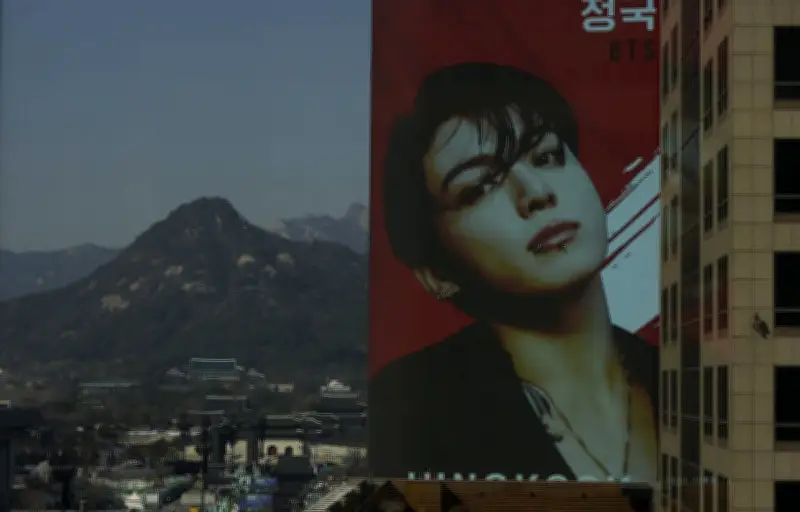 BTS fait un retour fracassant : près de 4 millions d'albums vendus en un jour