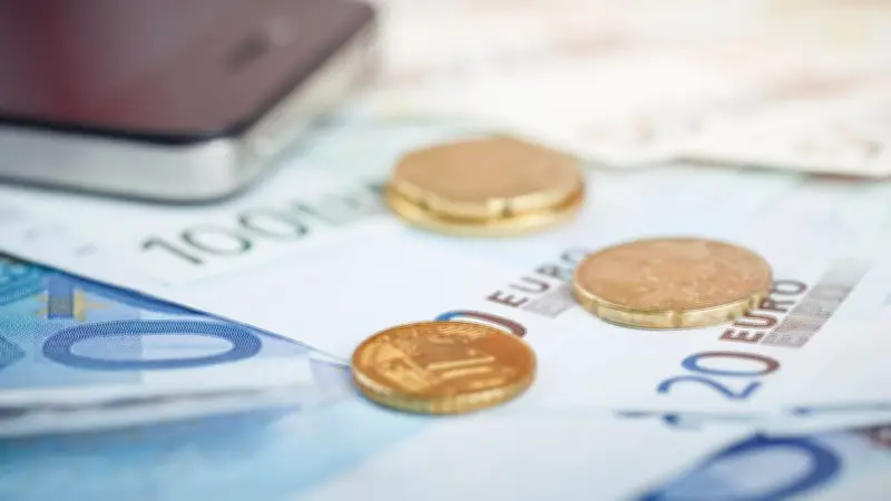 Bug bancaire majeur : des clients britanniques découvrent des millions sur leurs comptes