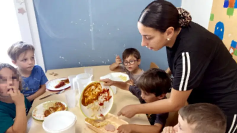 À Béziers, l'école Lo Garric transforme ses déchets de cantine en or vert pour son jardin