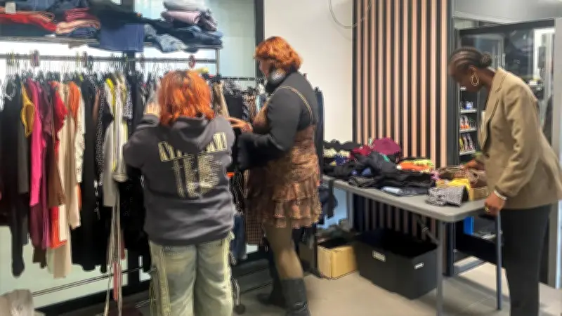 À Béziers, l'épicerie solidaire sauve des étudiants de la faim face à la précarité grandissante